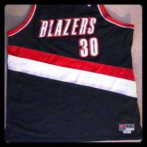 R. Wallace Basketball Jersey (Blazers)
